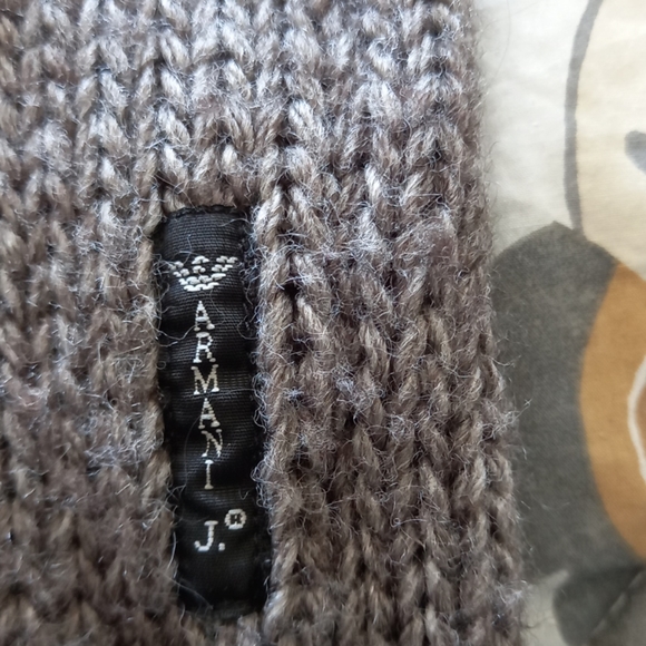 Armani Jeans wool acrylic sweater. - Picture 3 of 12